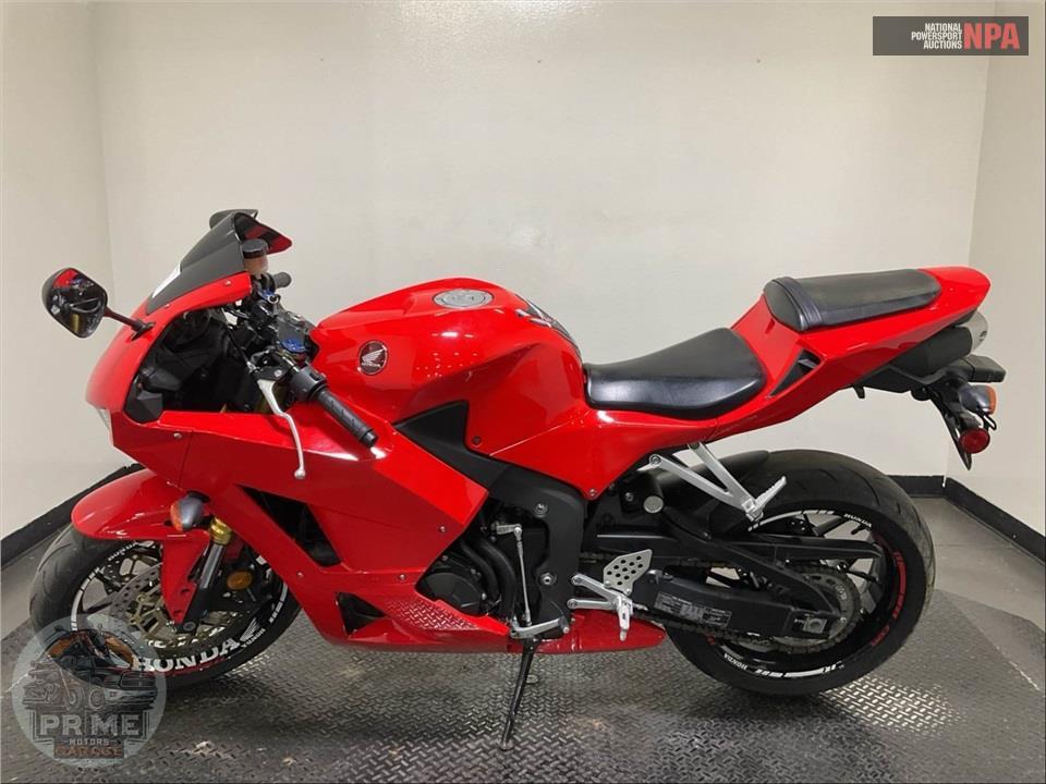 2021 Honda CBR600RR — фото 3