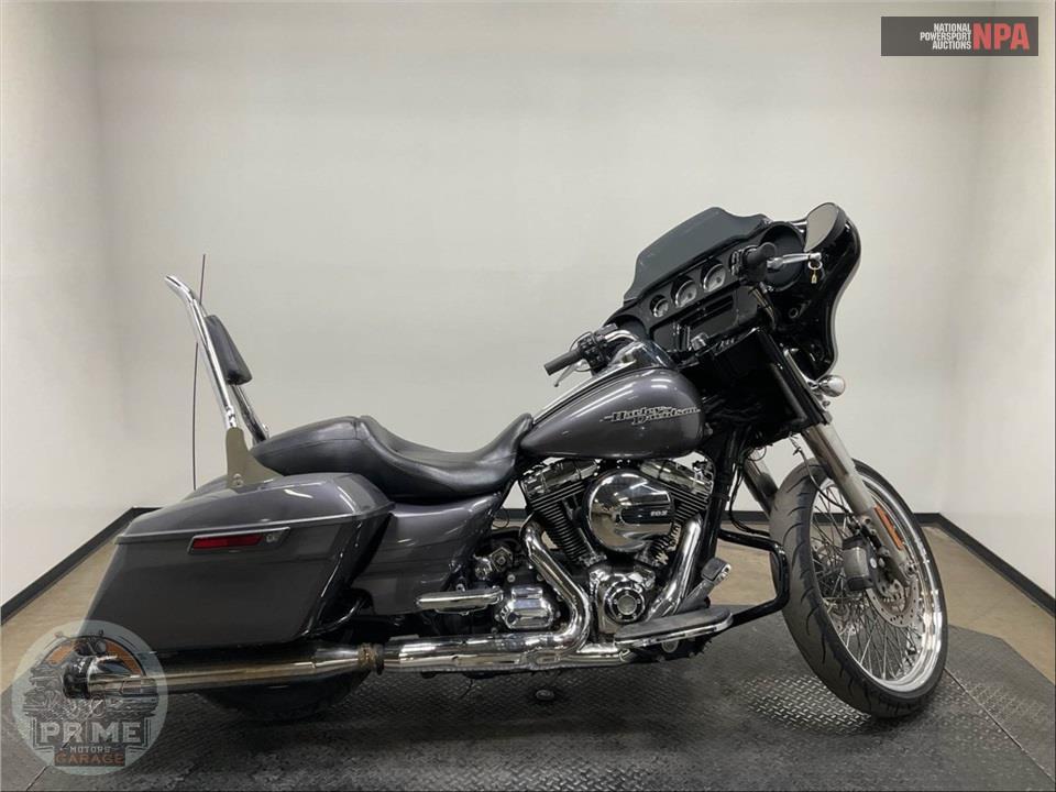 2015 Harley-Davidson FLHXS STREET GLIDE SPECIAL — фото 1