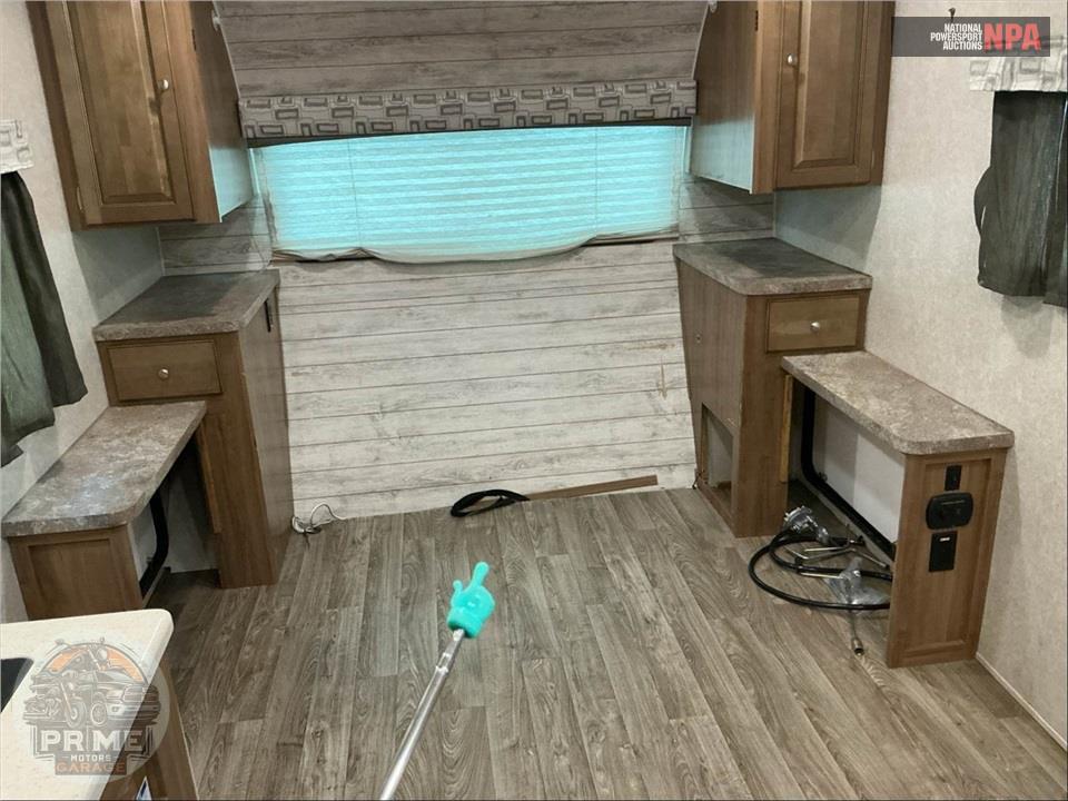 2018 Flagstaff By Forest River M-25LB MICRO LITE SERIES — фото 23