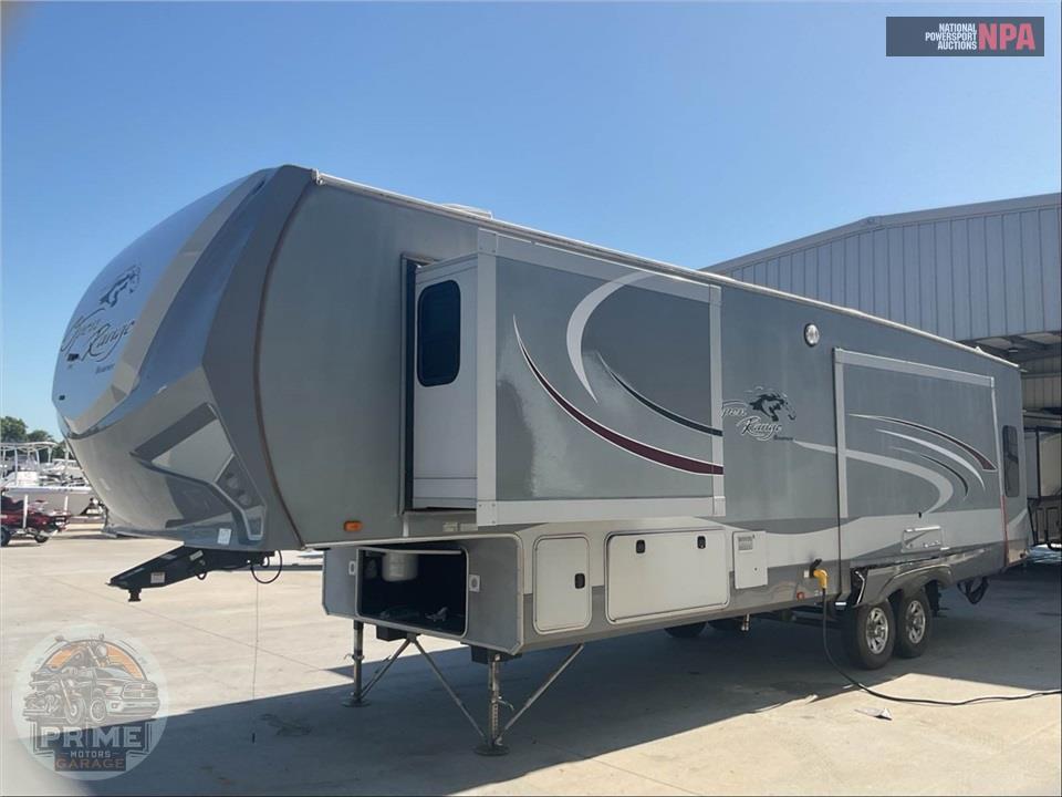 2017 Highland Ridge Rv M-348RLS - ROAMER FIFTH WHEEL SERIES — фото 2
