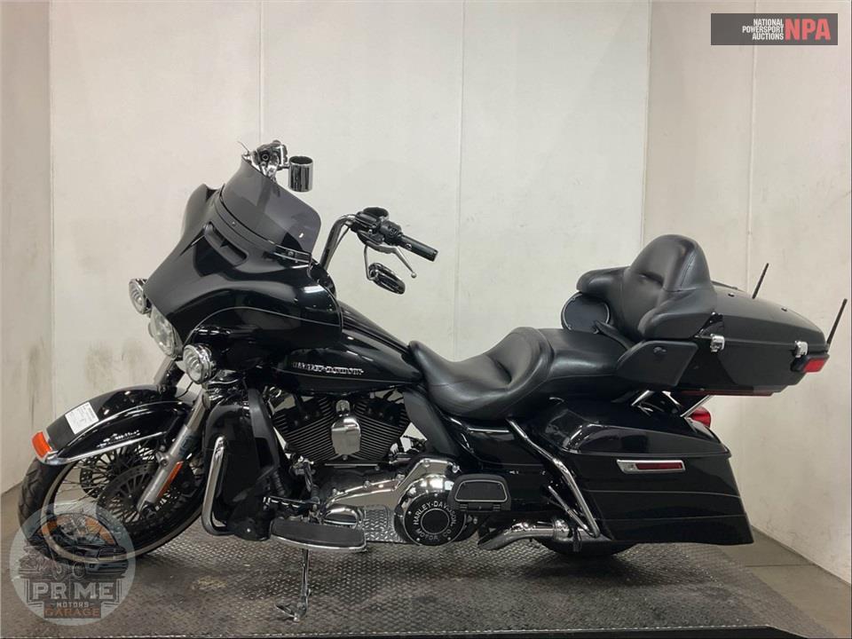 2016 Harley-Davidson FLHTK ELECTRA GLIDE ULTRA LIMITED — фото 3