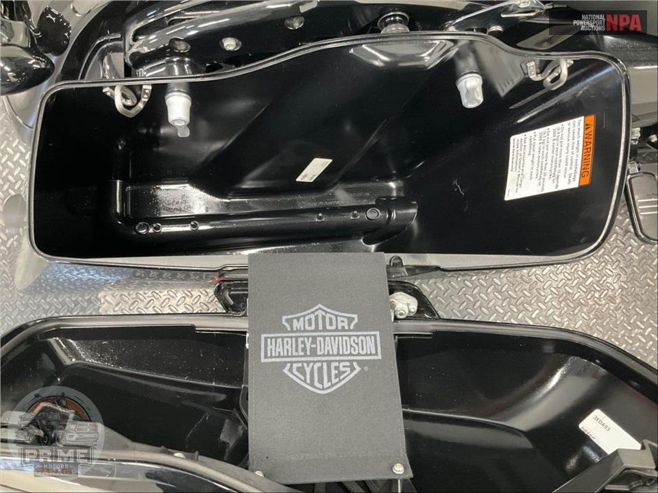 2021 Harley-Davidson FLHXS STREET GLIDE SPECIAL — фото 20