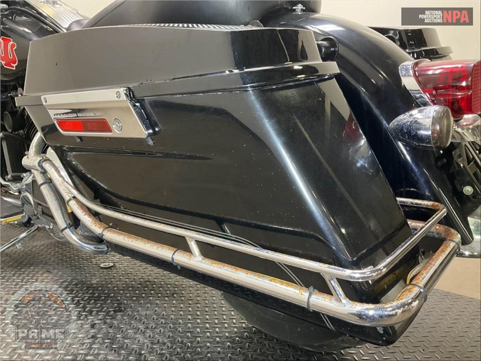 2011 Harley-Davidson FLHP POLICE ROAD KING — фото 24