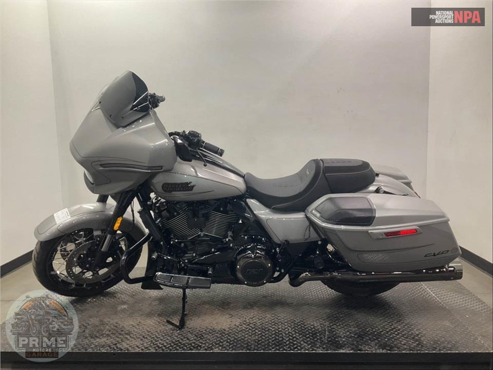 2023 Harley-Davidson FLHXSE CVO STREET GLIDE — фото 3