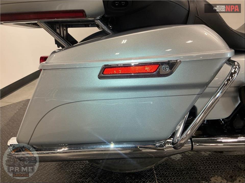 2015 Harley-Davidson FLHTCUL ULTRA CLASSIC LOW — фото 22