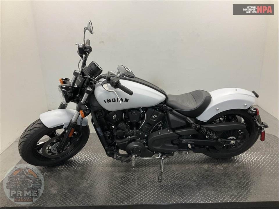 2025 Indian Motorcycle SCOUT SIXTY BOBBER LIMITED — фото 3