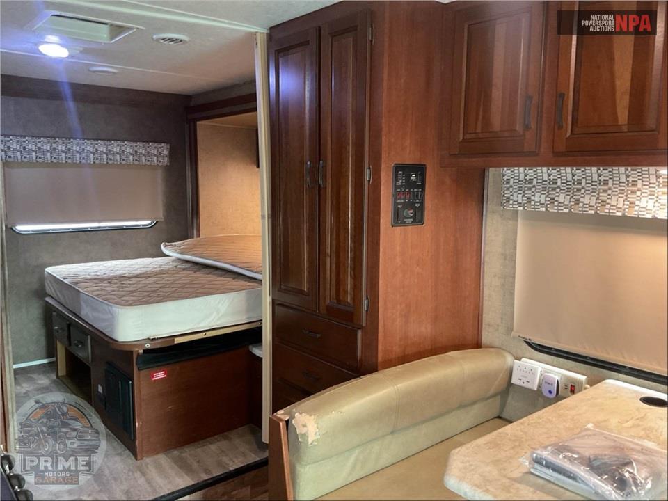 2016 Sunseeker By Forest River M-2250S FORD E450 6.8 LITER - LE SERIES — фото 7