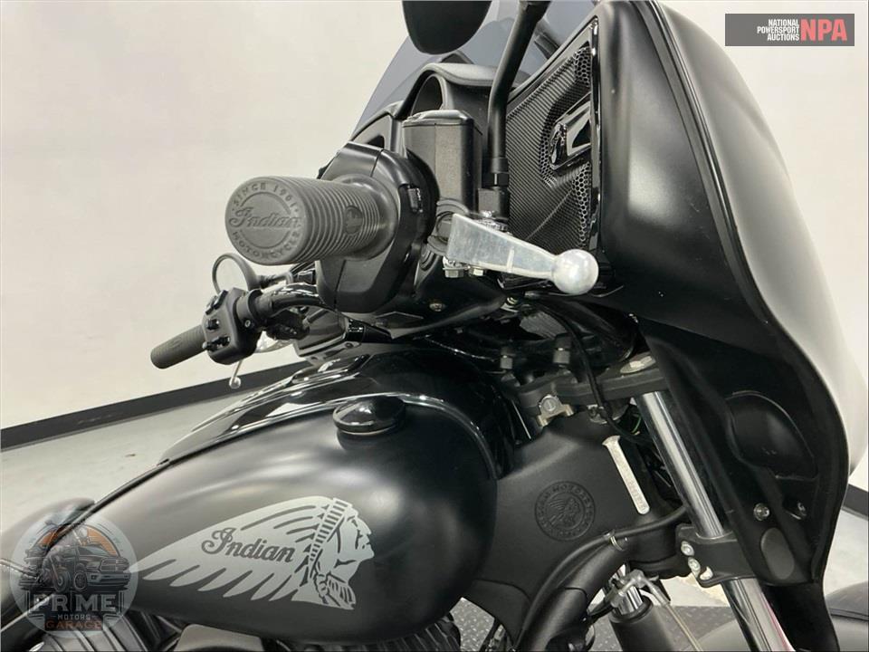 2018 Indian Motorcycle CHIEFTAIN DARK HORSE — фото 12