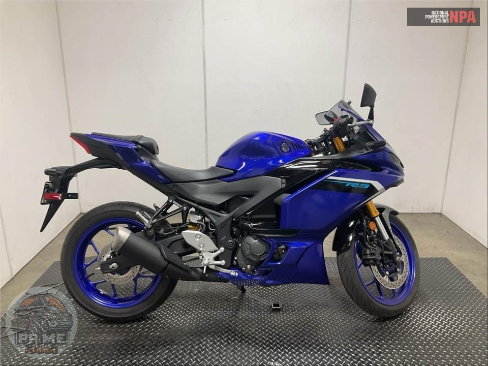 2025 Yamaha YZF-R3 — фото 1
