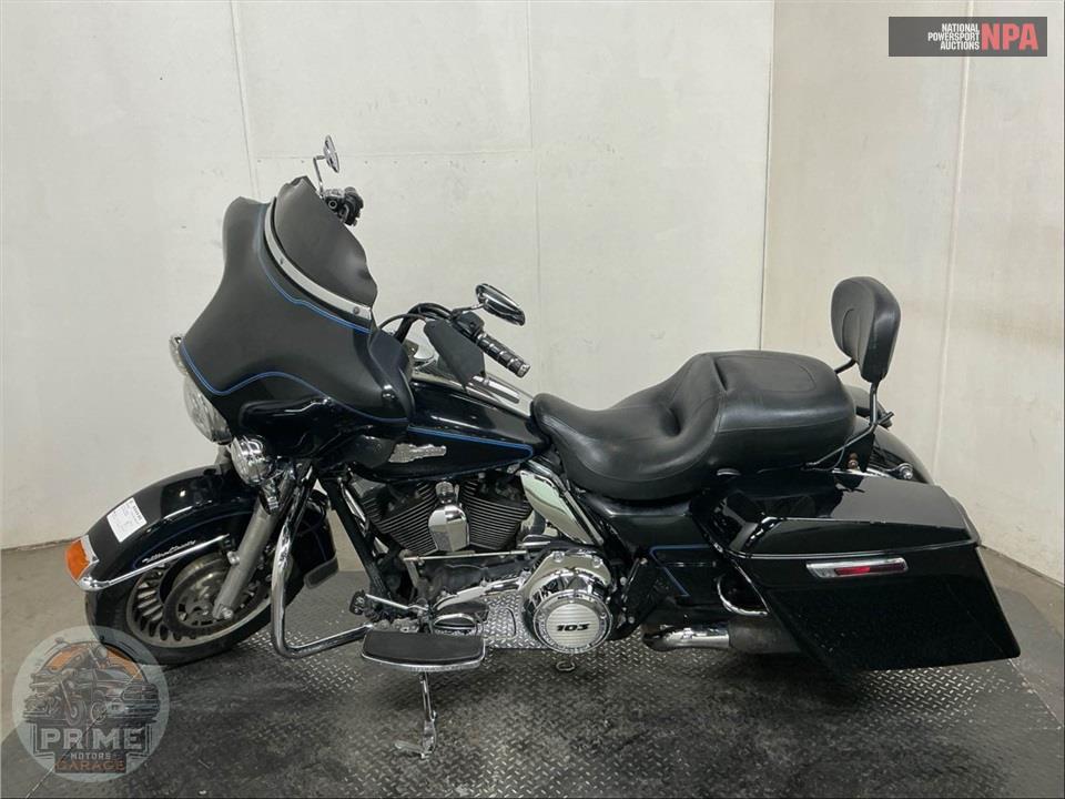 2013 Harley-Davidson FLHTCU PEACE OFFICER — фото 1