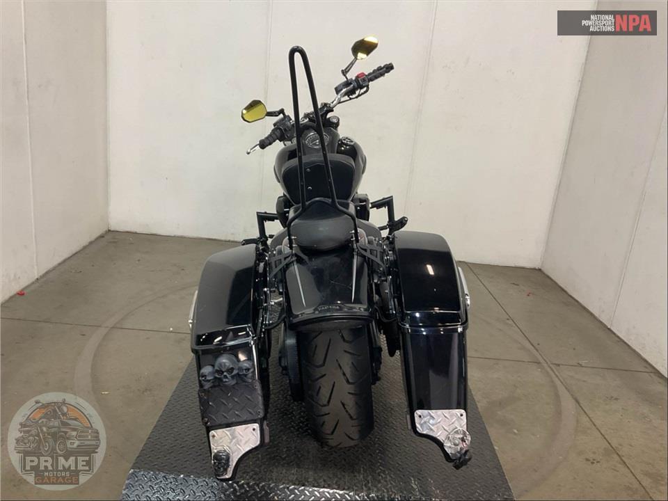 2013 Yamaha XV19CDB/C RAIDER — фото 4