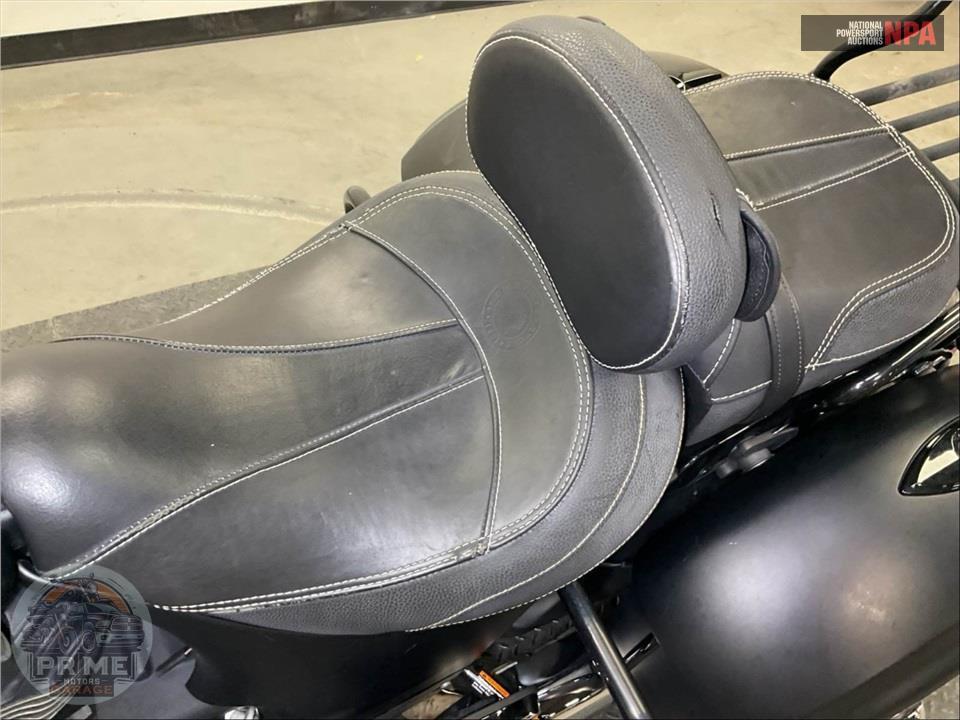 2018 Indian Motorcycle SPRINGFIELD DARK HORSE (THUNDER BLACK) — фото 36