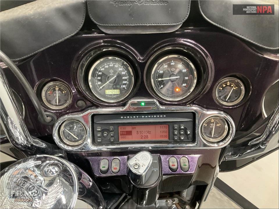 2013 Harley-Davidson FLHTCU UL CLSC EL GLIDE — фото 5