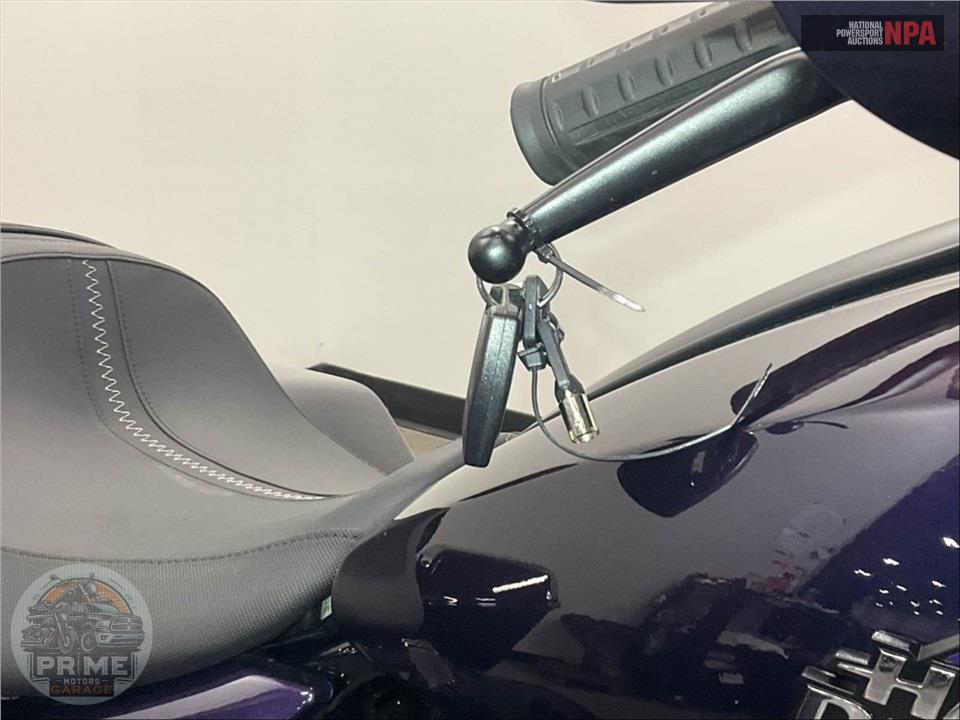 2025 Harley-Davidson FLHX STREET GLIDE — фото 10