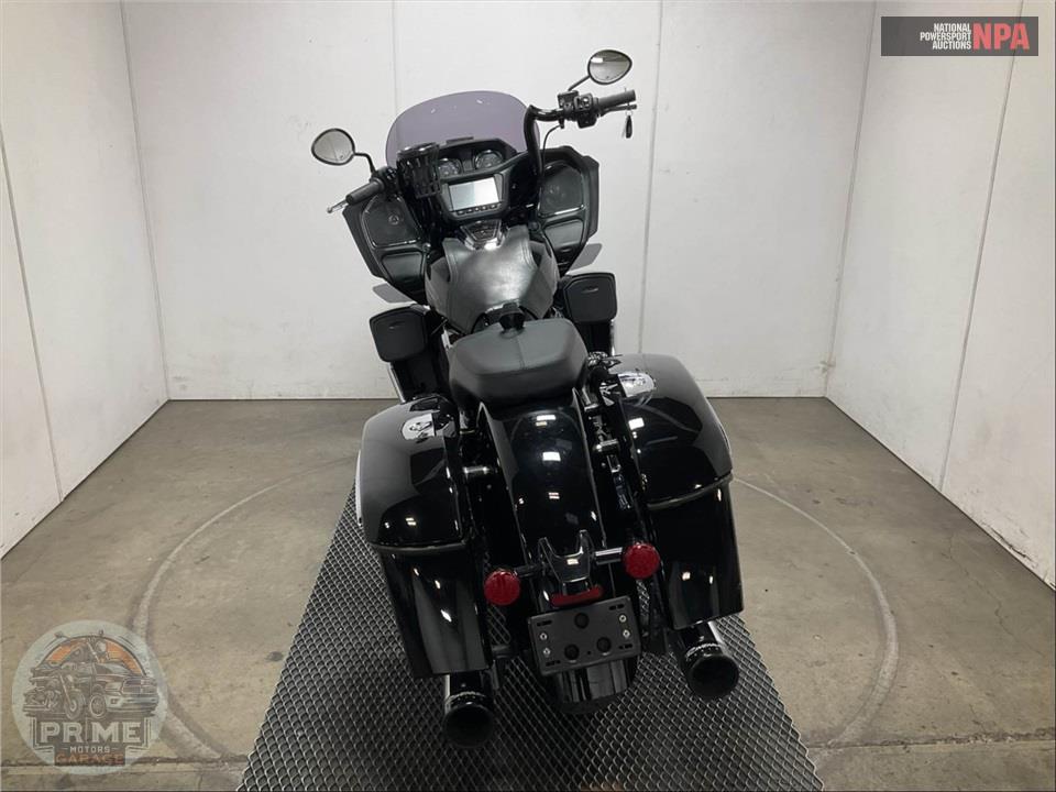 2021 Indian Motorcycle CHALLENGER (BLACK) — фото 4
