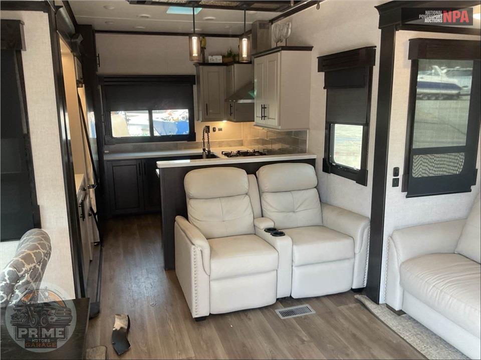 2021 Redwood Rv M-4001 LK - FIFTH WHEEL SERIES — фото 6