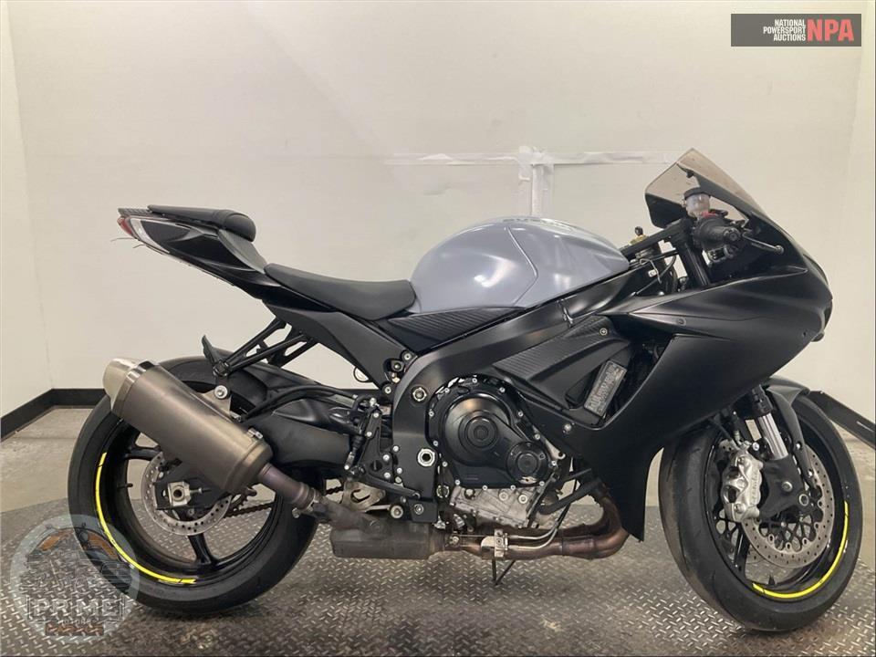 2022 Suzuki GSX-R600 — фото 1