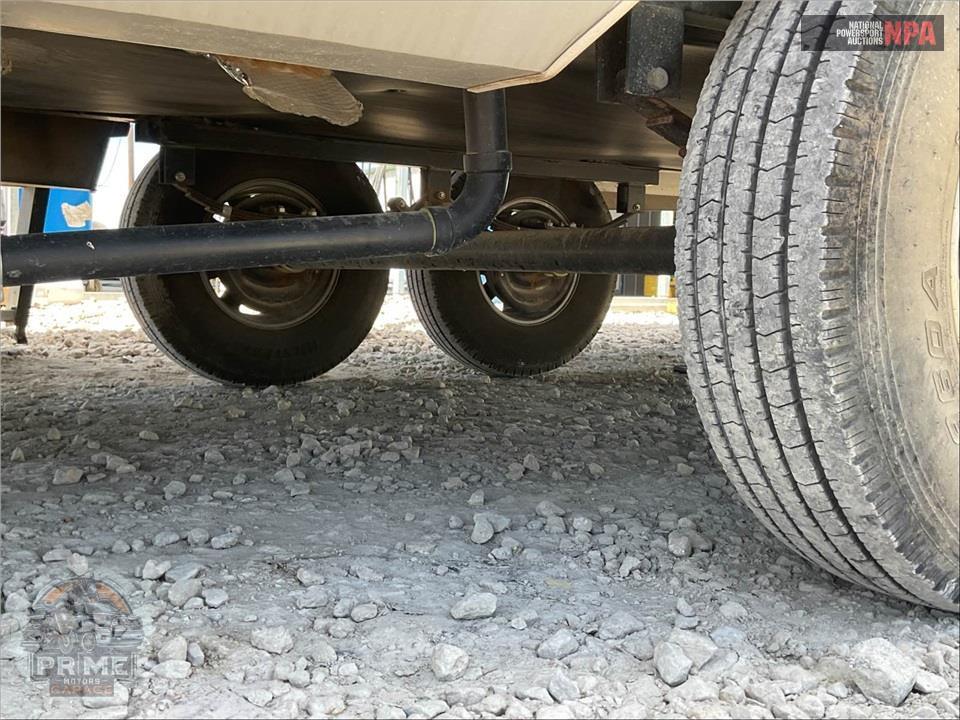 2020 Palomino By Forest River M-382FBC - COLUMBUS C-SERIES FIFTH WHEEL SERIES — фото 33