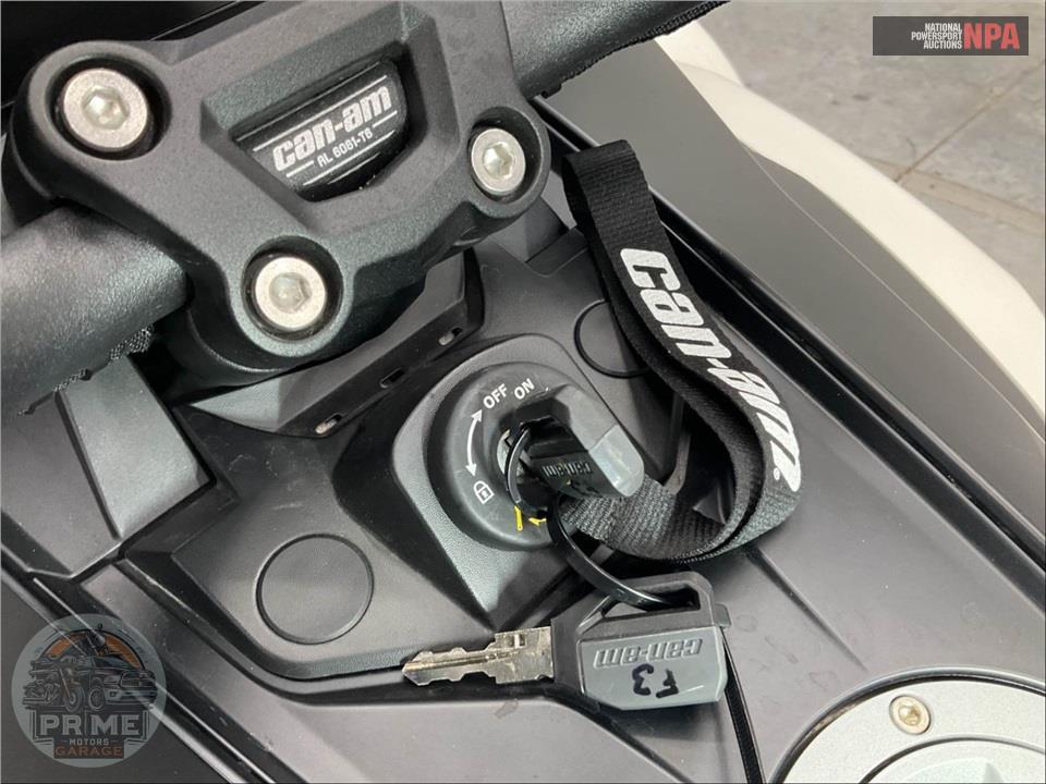 2026 Can-Am SPYDER F3 LIMITED — фото 10