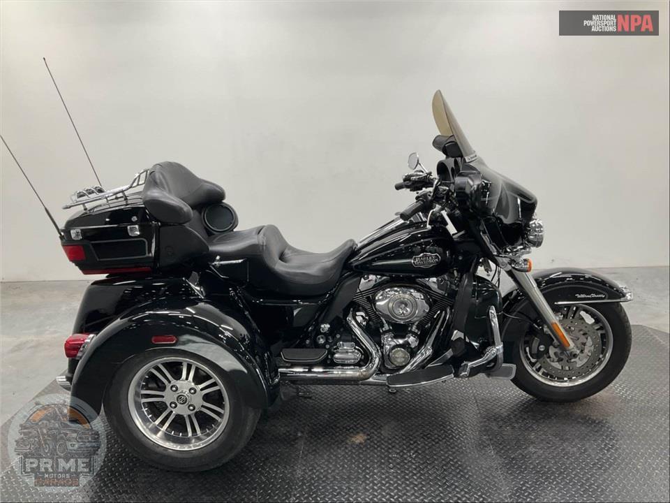 2009 Harley-Davidson FLHTCUTG TRIGLIDE ULTRA CLASSIC — фото 1