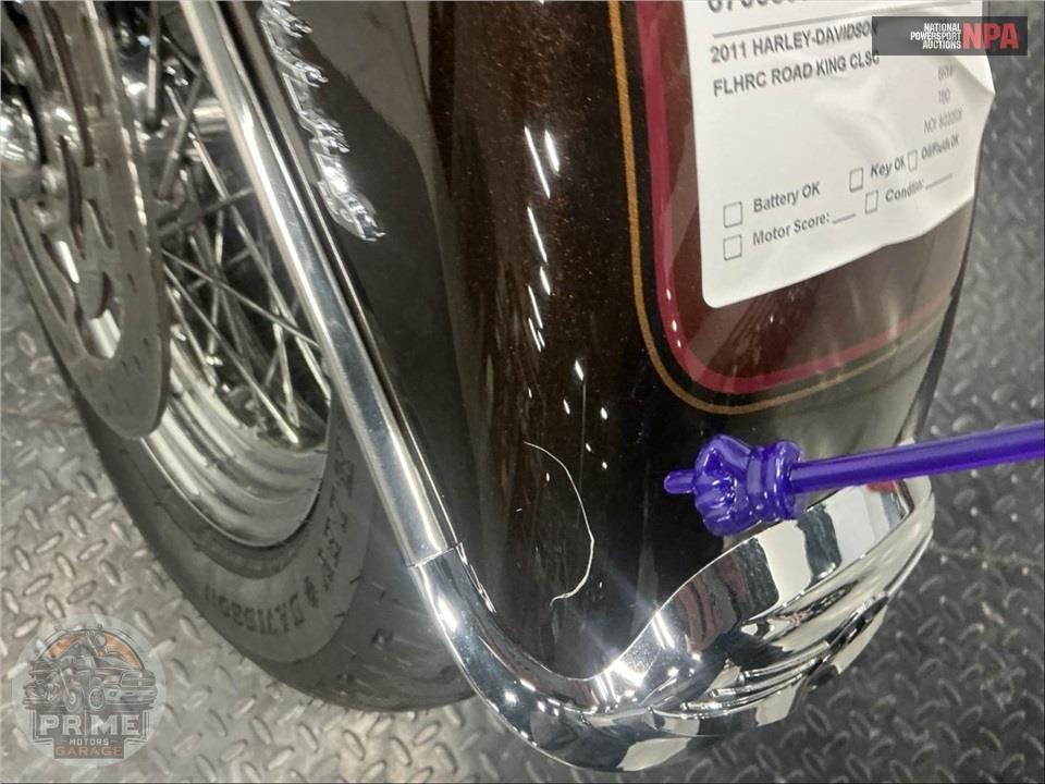 2011 Harley-Davidson FLHRC ROAD KING CLSC — фото 14