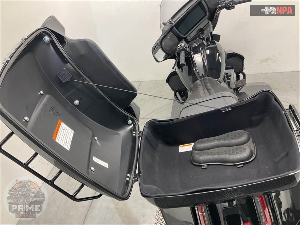 2025 Harley-Davidson FLHXU STEET GLIDE ULTRA — фото 18