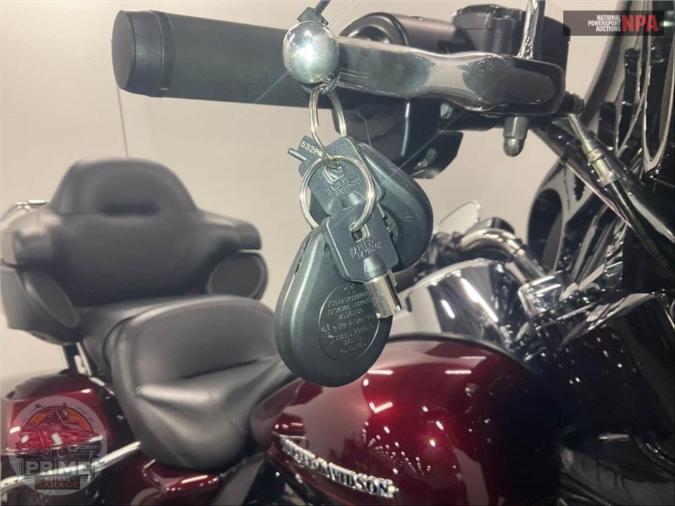2014 Harley-Davidson FLHTK ELECTRA GLIDE ULTRA LIMITED — фото 10
