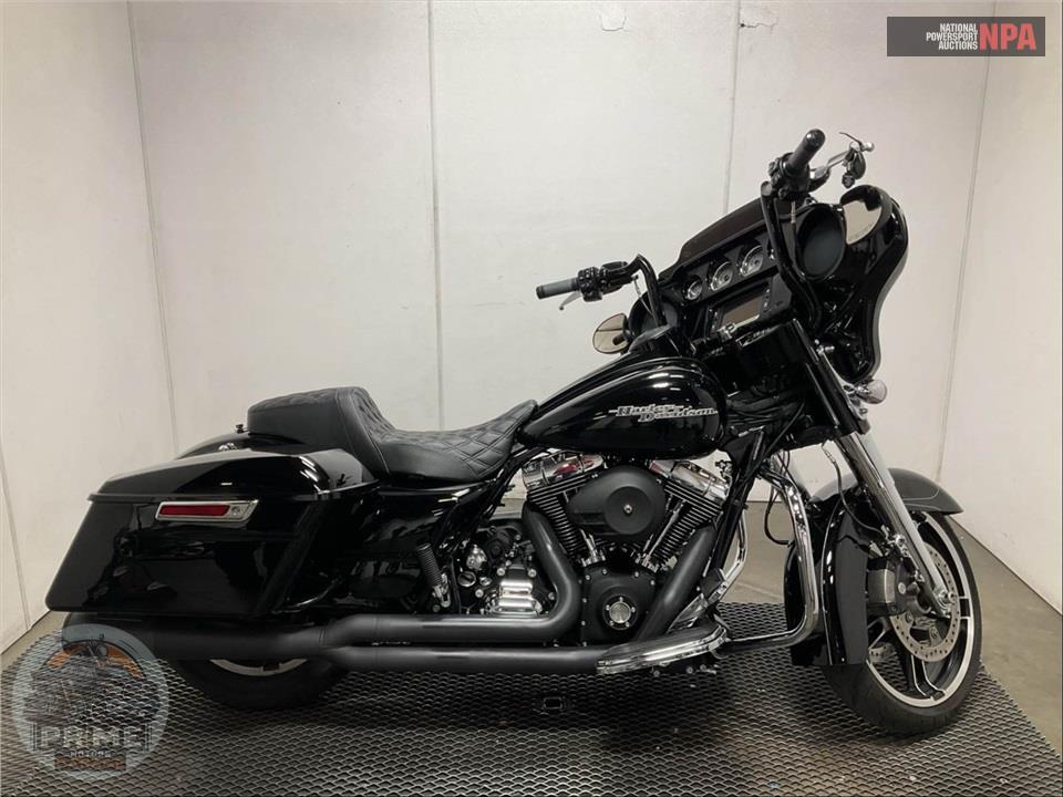 2016 Harley-Davidson FLHXS STREET GLIDE SPECIAL — фото 1
