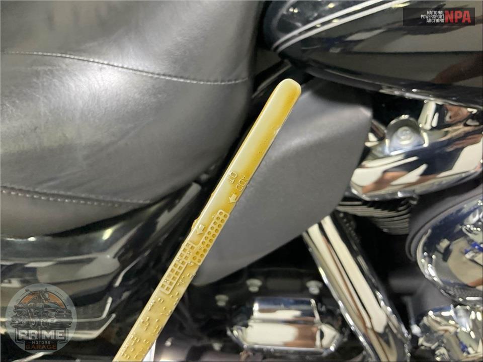 2017 Harley-Davidson FLTRU ROAD GLIDE ULTRA — фото 8