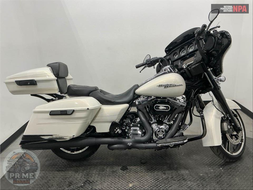 2014 Harley-Davidson FLHXS STREET GLIDE — фото 1