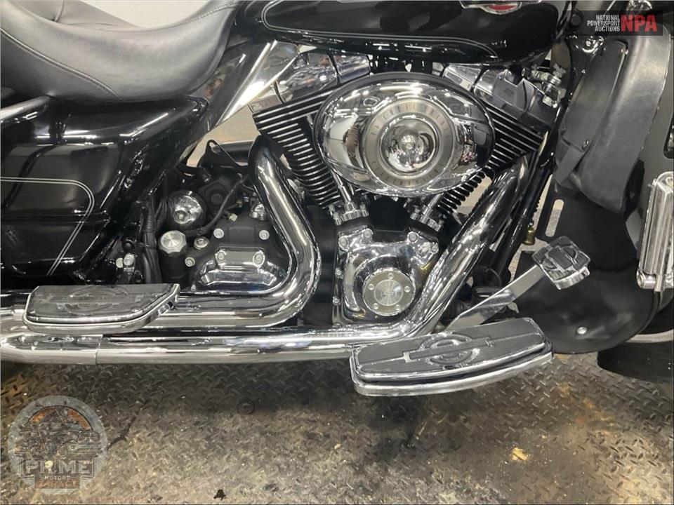 2008 Harley-Davidson FLHTCU ULTRA CLASSIC ELECTRA GLIDE — фото 6