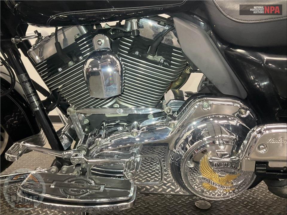 2009 Harley-Davidson FLHTCU ULTRA CLASSIC ELECTRA GLIDE — фото 7