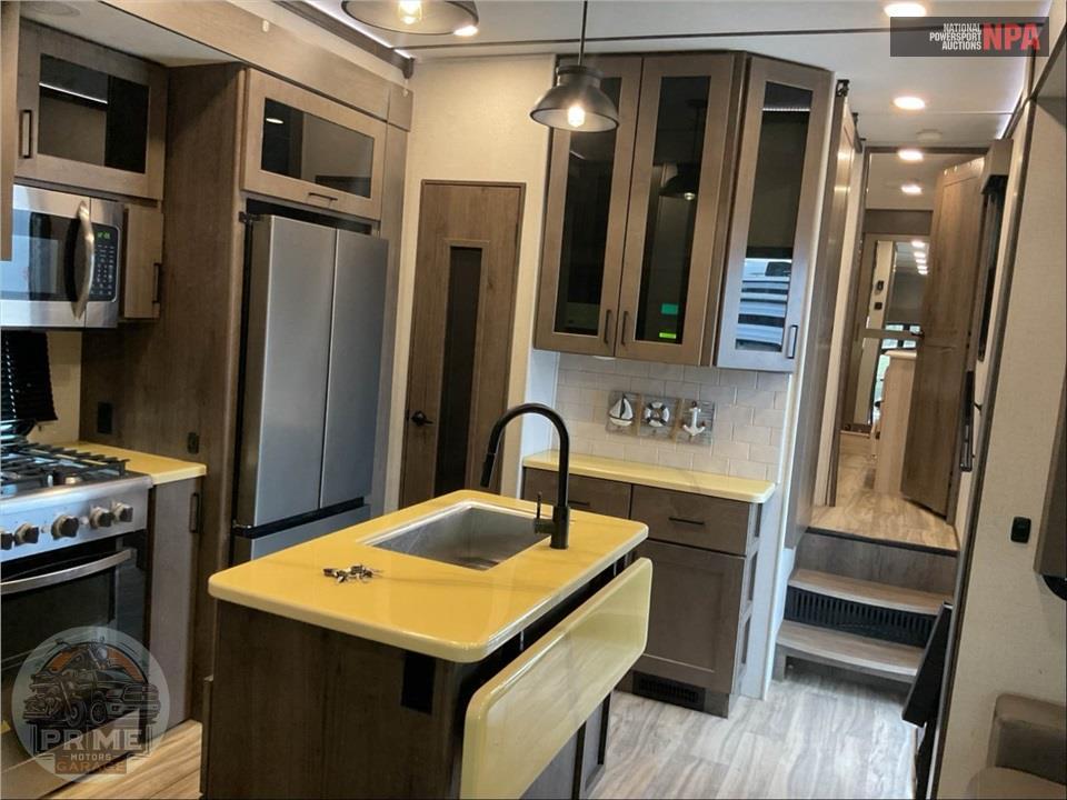 2021 Alliance Rv M-41V15 - VALOR TOY HAULER TOY HAULER SERIES — фото 9
