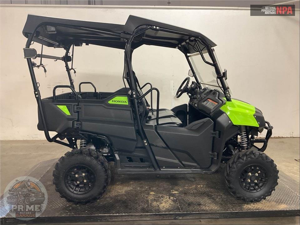2024 Honda PIONEER 700-4 DELUXE — фото 1