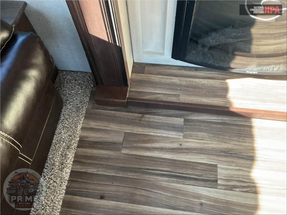 2017 Keystone Rv M-370 BR - MONTANA HIGH COUNTRY FIFTH WHEEL SERIES — фото 15