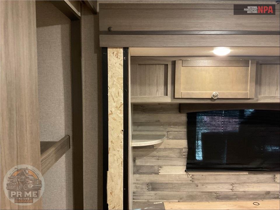 2021 Crossroads Rv M-34 RE - TEXAN SERIES — фото 23