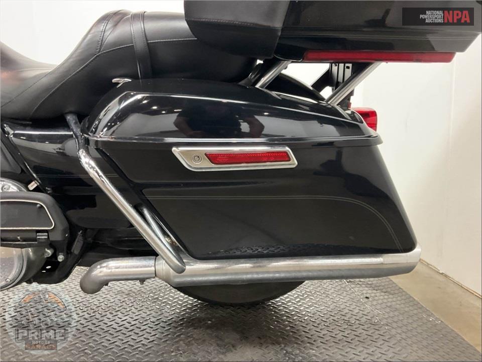 2019 Harley-Davidson FLTRU ROAD GLIDE ULTRA — фото 19
