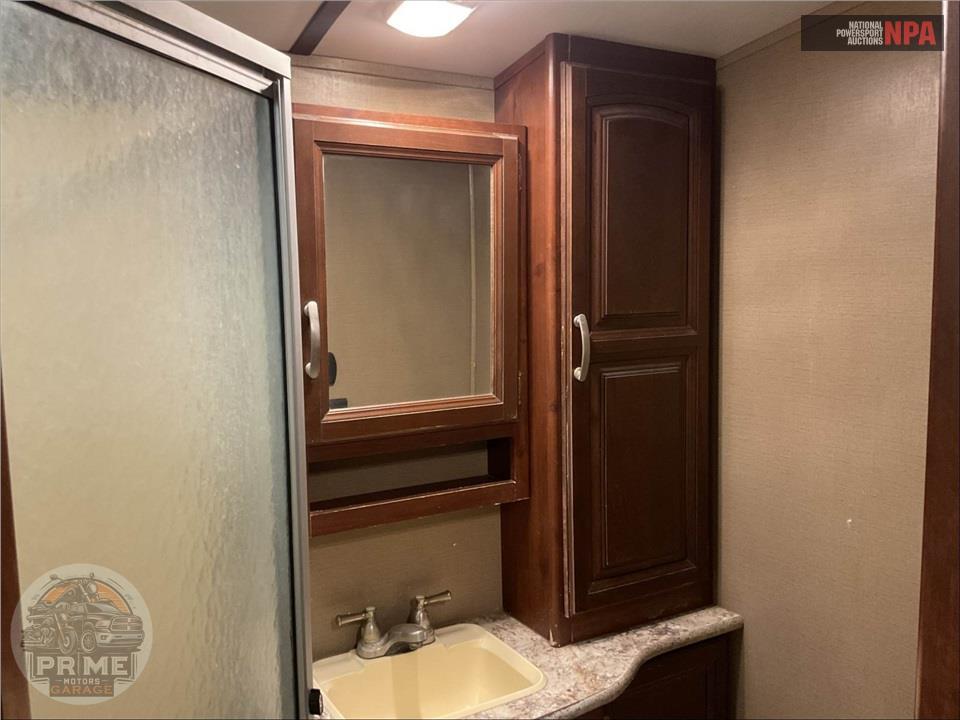 2016 Keystone Rv M-324 CG - OUTBACK SUPER-LITE TOY HAULER SERIES — фото 11