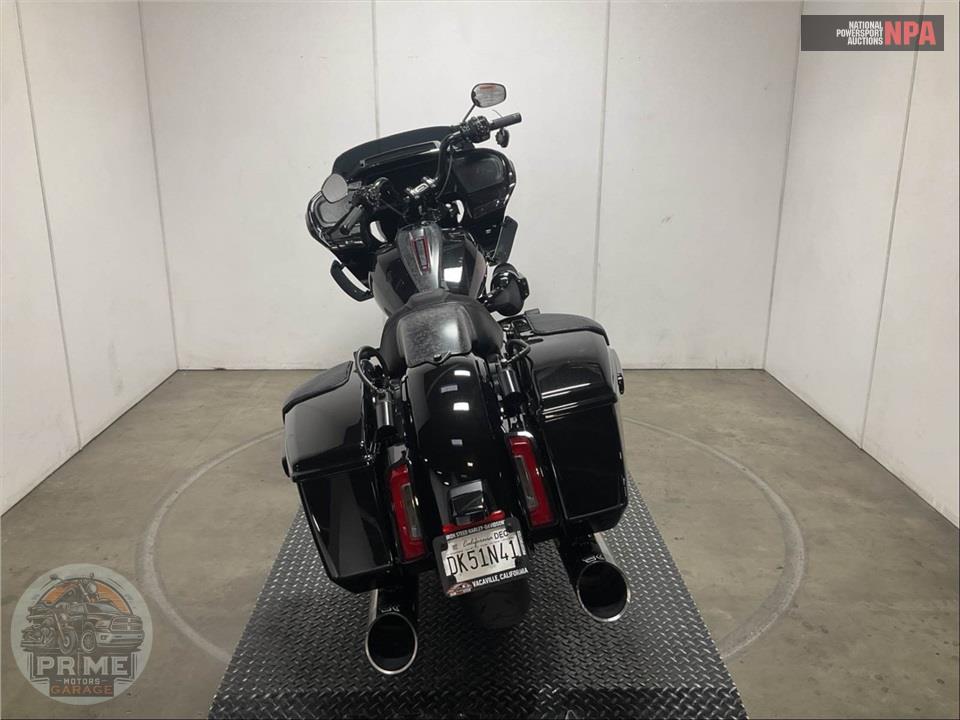 2024 Harley-Davidson FLTRXSTSE CVO ROAD GLIDE ST — фото 4