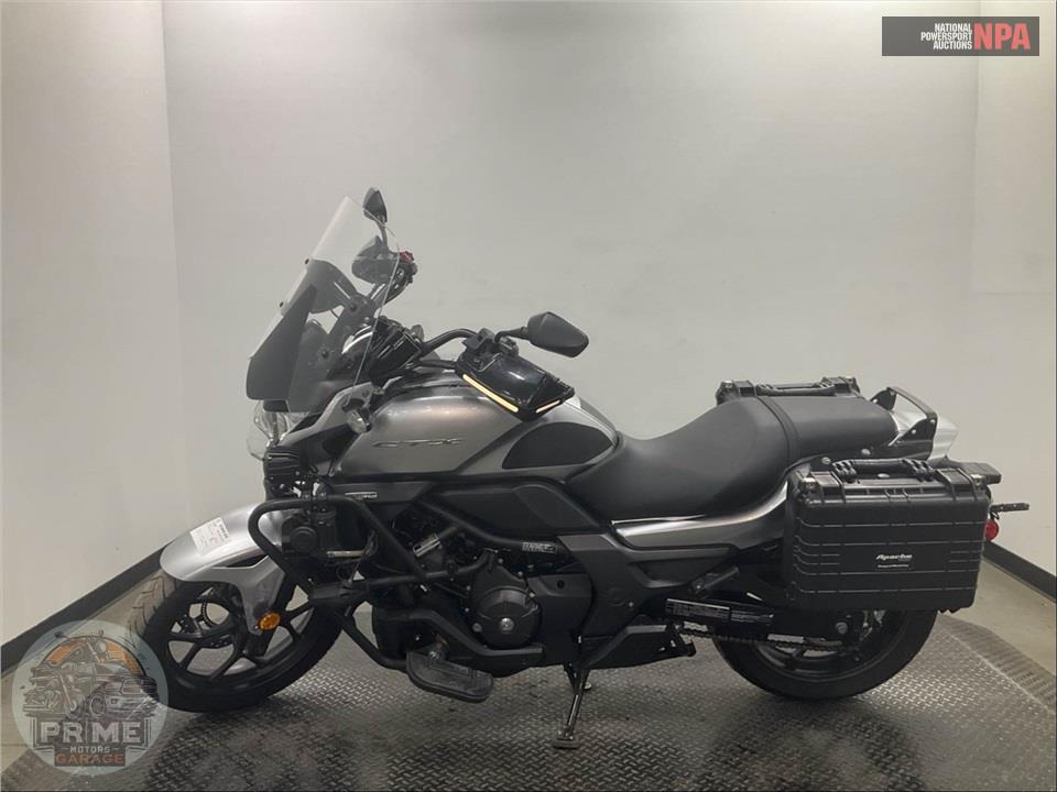 2015 Honda CTX700NDF NAKED DCT (ABS) — фото 3