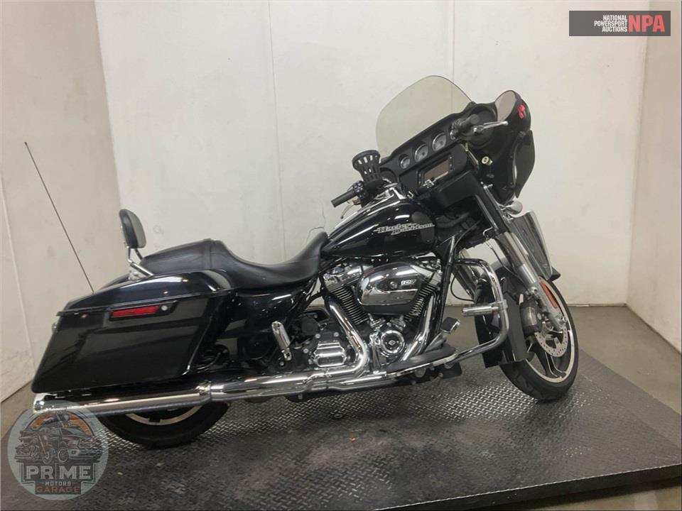 2018 Harley-Davidson FLHX STREET GLIDE — фото 1