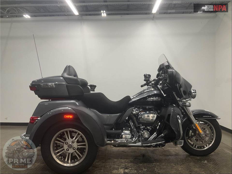 2021 Harley-Davidson FLHTCUTG TRI GLIDE ULTRA CLASSIC — фото 1