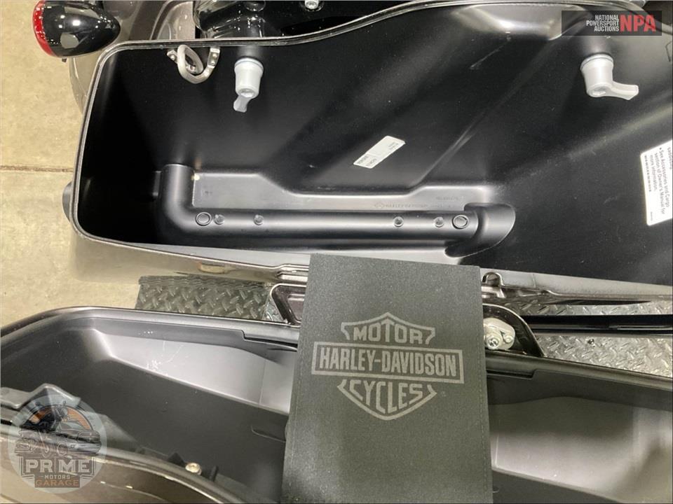 2023 Harley-Davidson FLTRXS ROAD GLIDE SPECIAL — фото 17