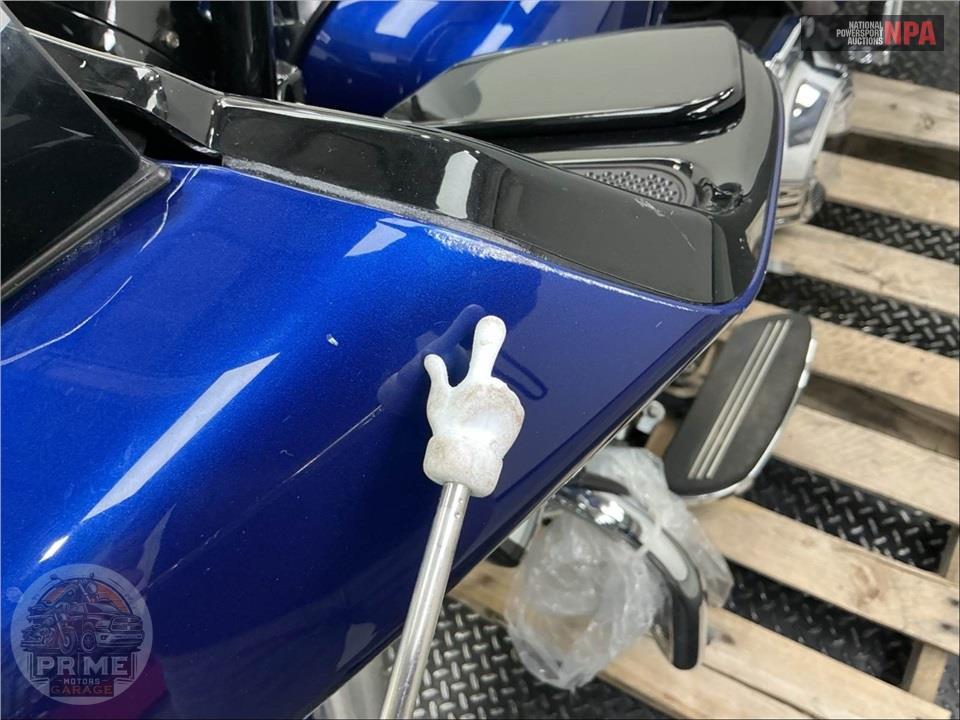 2015 Harley-Davidson FLTRXS ROAD GLIDE SPECIAL — фото 14
