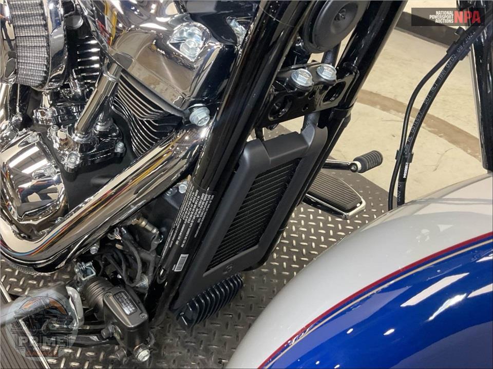 2023 Harley-Davidson FLHCS HERITAGE CLASSIC 114 — фото 11