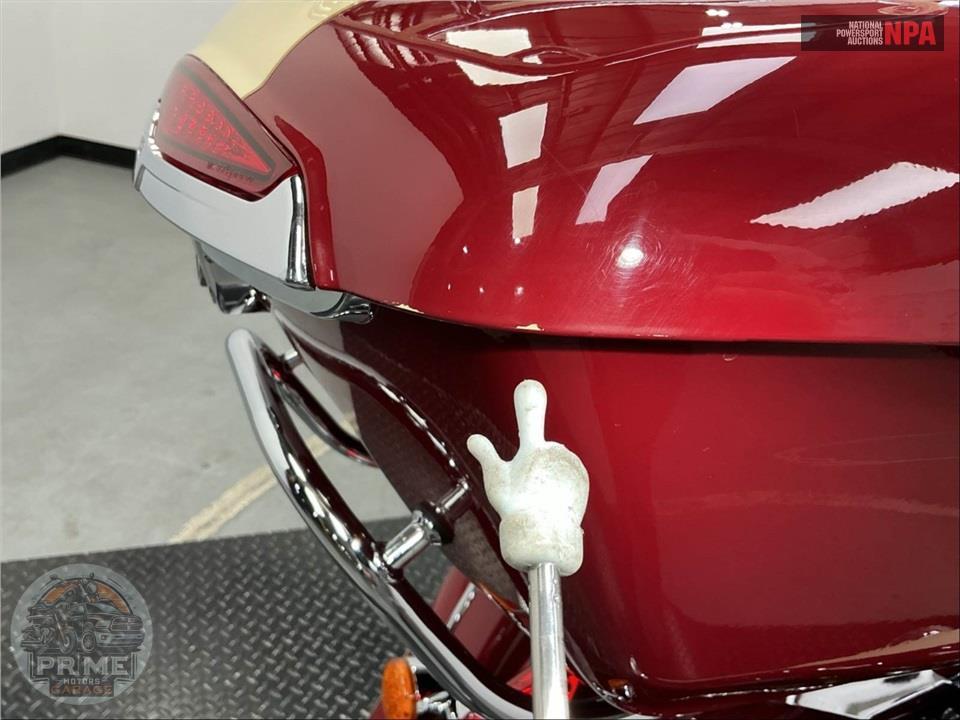 2016 Indian Motorcycle ROADMASTER (TWO-TONE) — фото 36