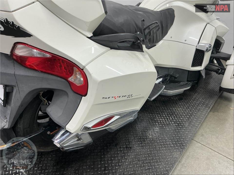 2014 Can-Am SPYDER RT SE6 LIMITED — фото 23