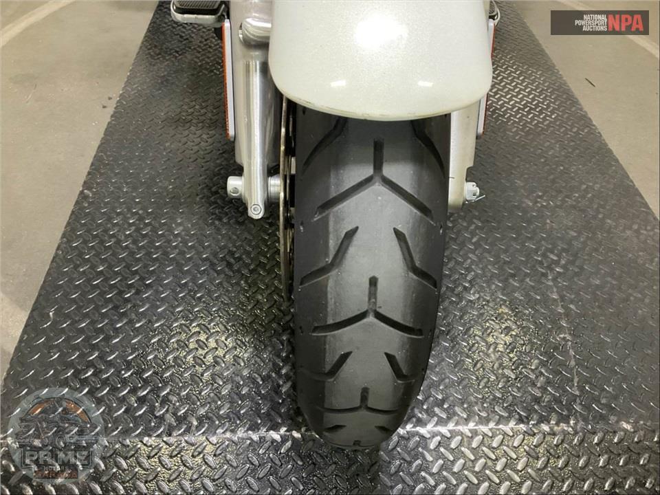 2019 Harley-Davidson FLRT FREEWHEELER — фото 21