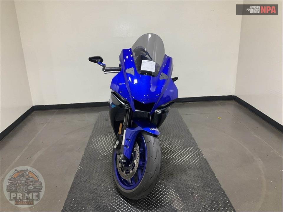 2024 Yamaha YZF-R1 — фото 2