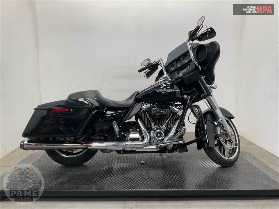 2018 Harley-Davidson FLHX STREET GLIDE — фото 1
